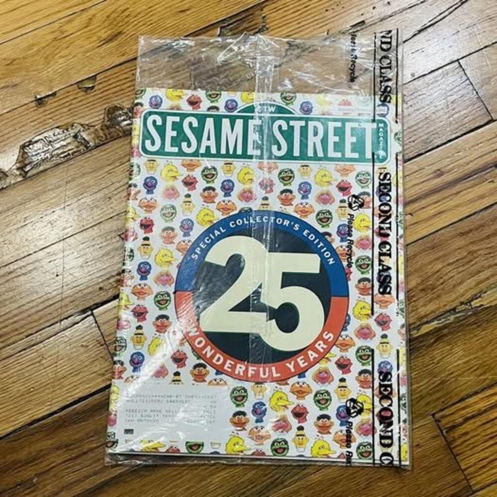 SESAME STREET Magazine Collector's Edition 25 Years Jan/Feb 1994 Mint SEALED